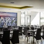 Hotel Exe & 4*