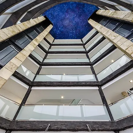 Exe & Hotel 4*