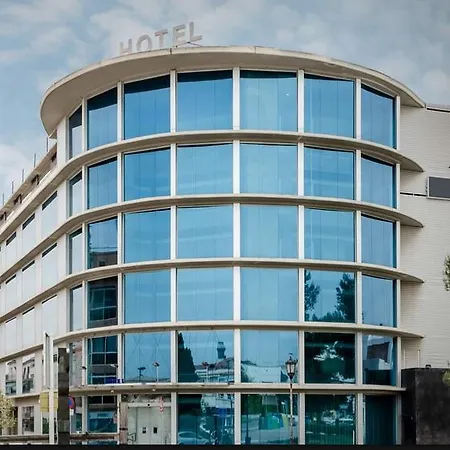 Dorma Cunit Suites & Spa