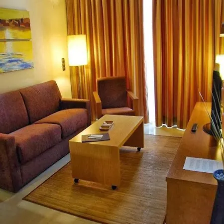 Dorma Cunit Suites & Spa