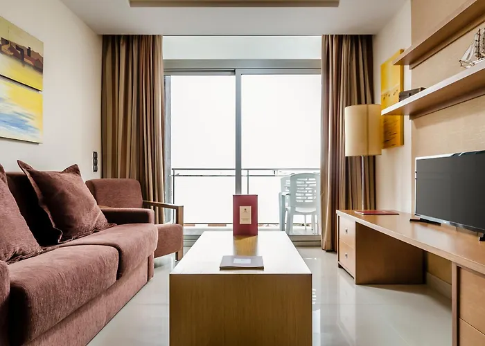 Hotel Exe & 4*